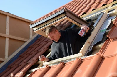 Pose de fenêtres de toit Velux à Bourdainville